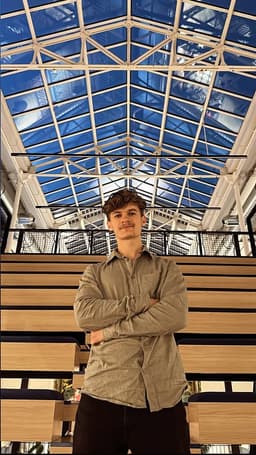 Rafeal Bory, Commercial chez Ikovaline, spécialiste en conseil client et développement des ventes